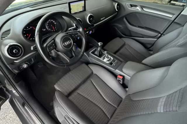 Audi A3 (2017) thumbnail 4