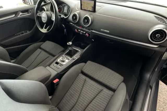 Audi A3 (2017) thumbnail 5