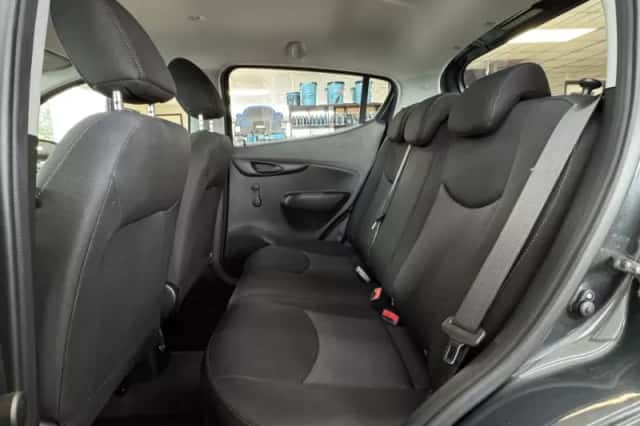 Opel Karl (2018) thumbnail 6
