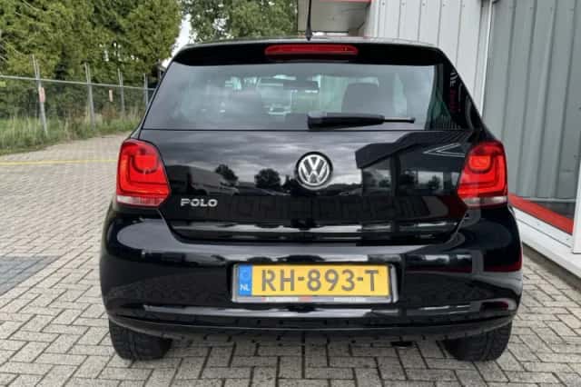 Volkswagen Polo (2011) thumbnail 3