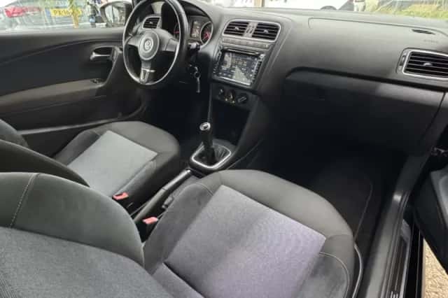 Volkswagen Polo (2011) thumbnail 5