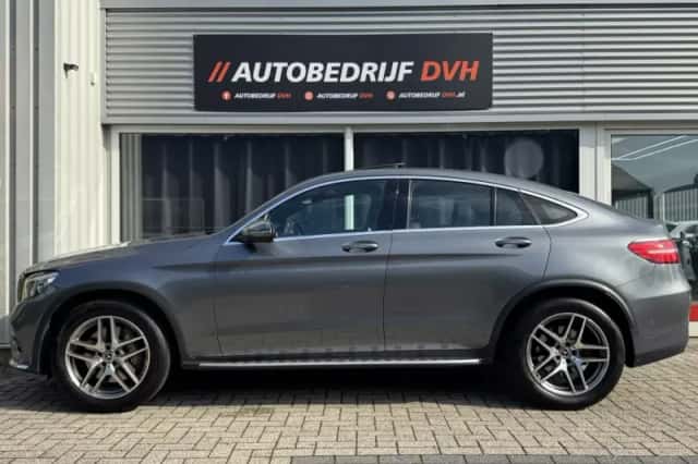 Mercedes-Benz GLC-Klasse Coupé (2017) thumbnail 2