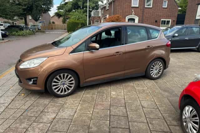 Ford C-Max (2013) thumbnail 2