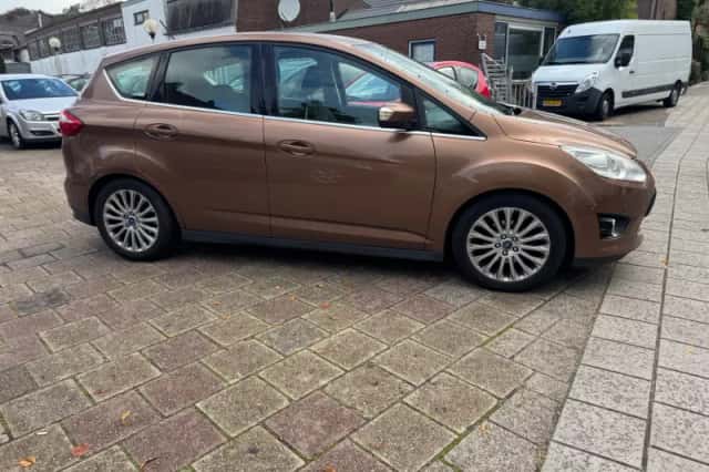 Ford C-Max (2013) thumbnail 6