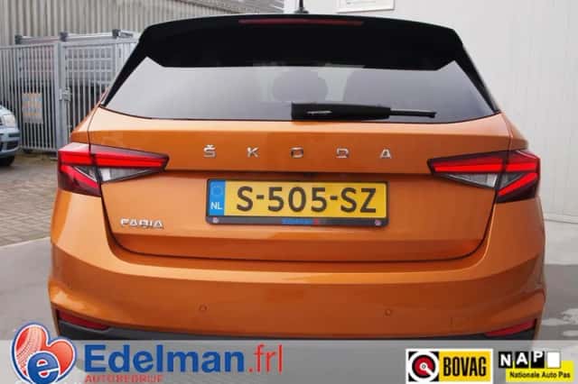 Škoda Fabia (2022) thumbnail 3