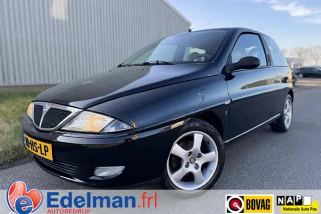 Lancia Ypsilon (2001) thumbnail 1