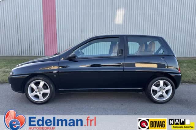 Lancia Ypsilon (2001) thumbnail 3