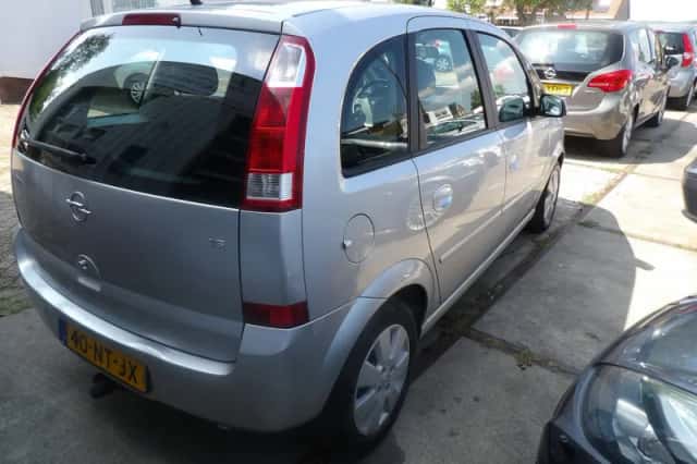 Opel Meriva (2004) thumbnail 3