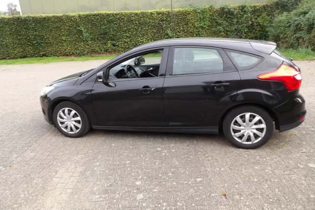 Ford Focus (2012) thumbnail 5