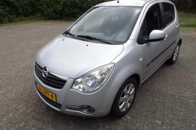 Opel Agila (2010) thumbnail 1