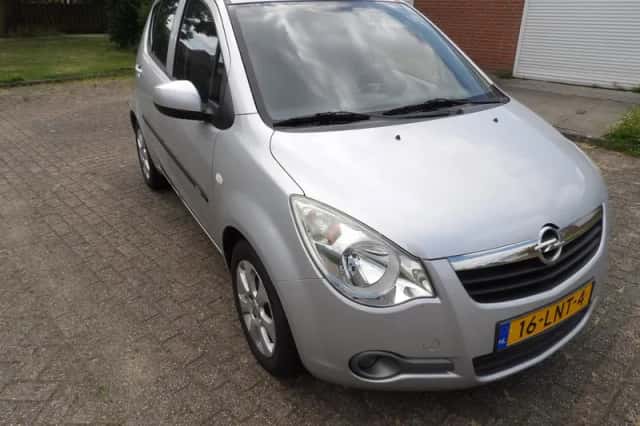 Opel Agila (2010) thumbnail 2