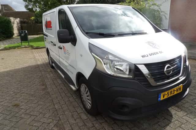 Nissan NV300 (2019) thumbnail 2