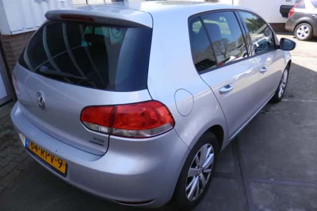 Volkswagen Golf (2011) thumbnail 6