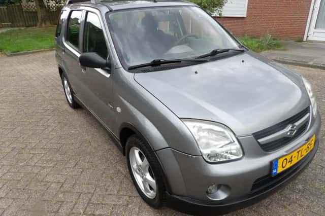 Suzuki Ignis (2006) thumbnail 2