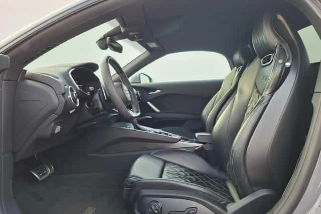 Audi TT RS (2018) thumbnail 5