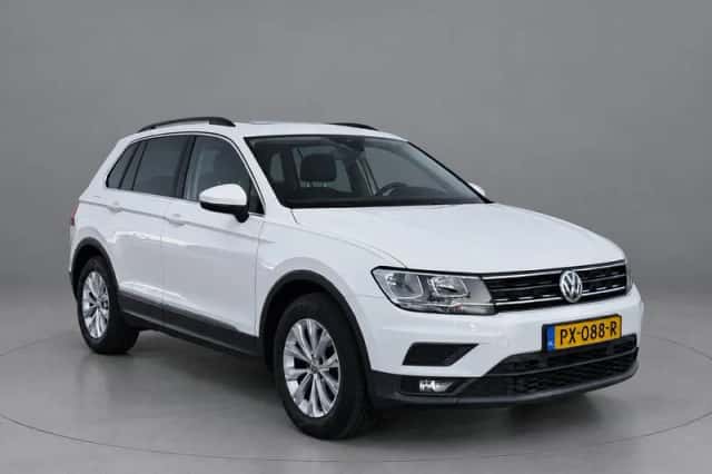 Volkswagen Tiguan (2017) thumbnail 3