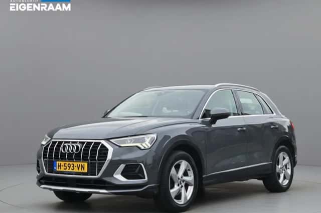 Audi Q3 (2019) thumbnail 1