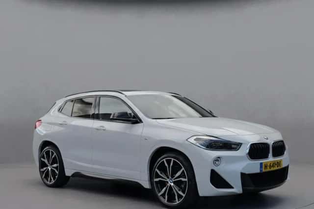 BMW X2 (2020) thumbnail 2