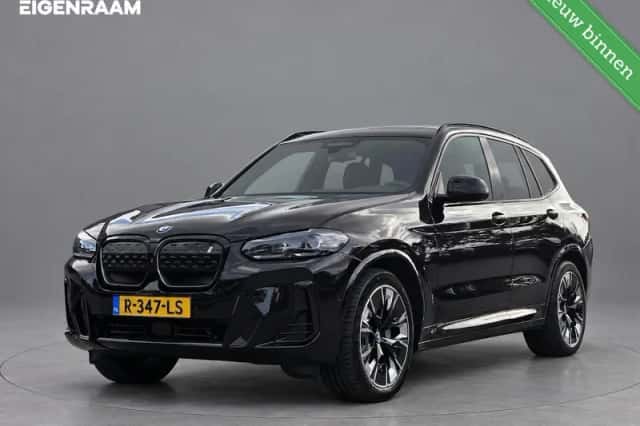 BMW iX3 (2022) thumbnail 1