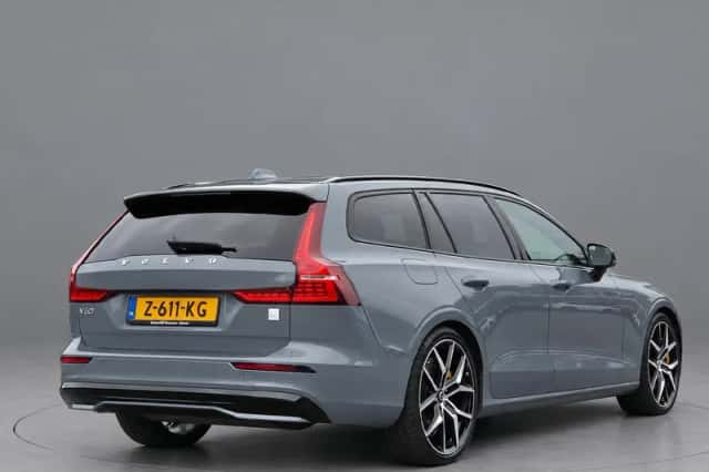 Volvo V60 (2024) thumbnail 3