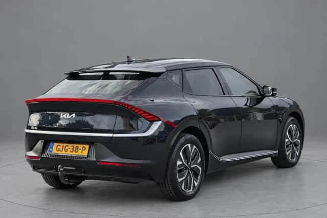 Kia EV6 (2024) thumbnail 3