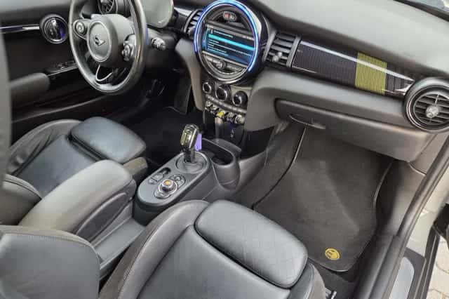MINI Mini Electric (2020) thumbnail 6