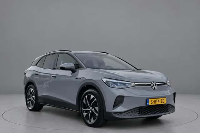 Volkswagen ID.4 (2023) thumbnail 3
