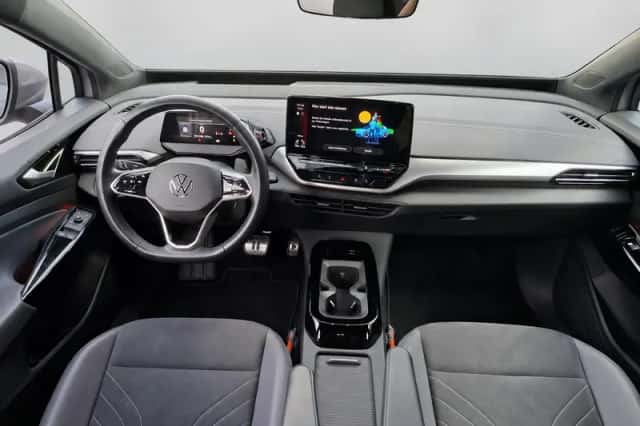 Volkswagen ID.4 (2023) thumbnail 4