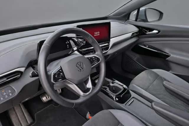 Volkswagen ID.4 (2023) thumbnail 6
