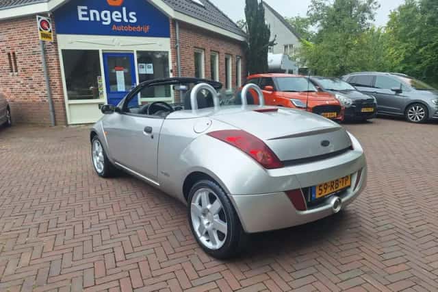 Ford Streetka (2005) thumbnail 4