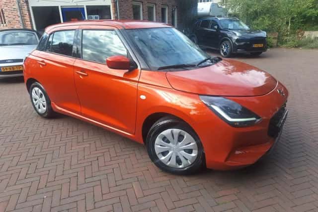 Suzuki Swift (2025) thumbnail 3