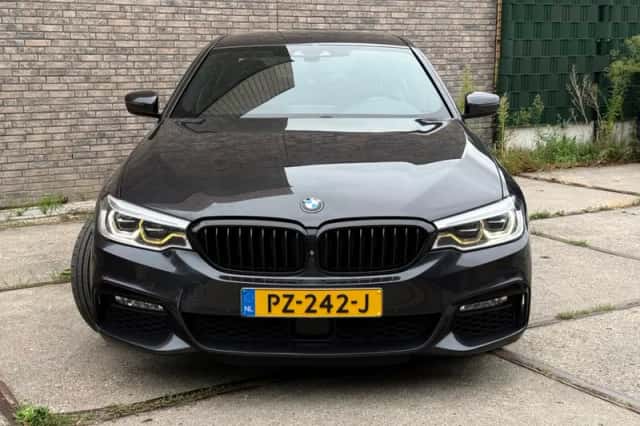 BMW 5-Serie (2017) thumbnail 2