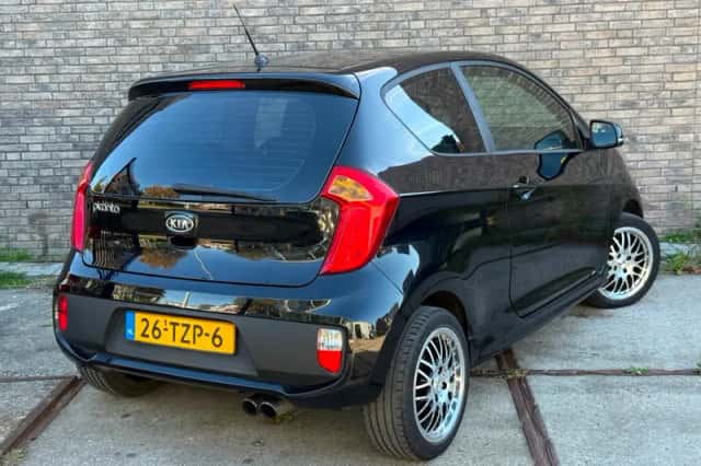 Kia Picanto (2012) thumbnail 4