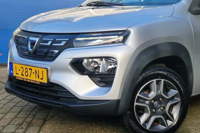 Dacia Spring (2021) thumbnail 5