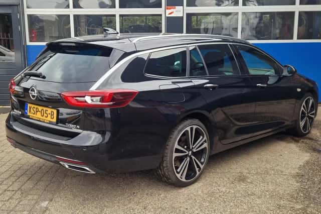 Opel Insignia (2017) thumbnail 2
