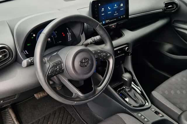 Toyota Yaris (2025) thumbnail 6