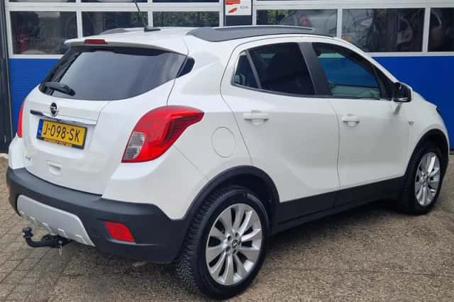 Opel Mokka (2015) thumbnail 2