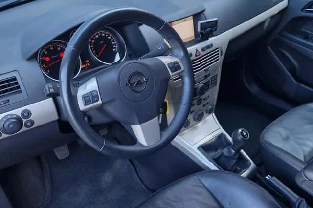 Opel Astra (2007) thumbnail 6