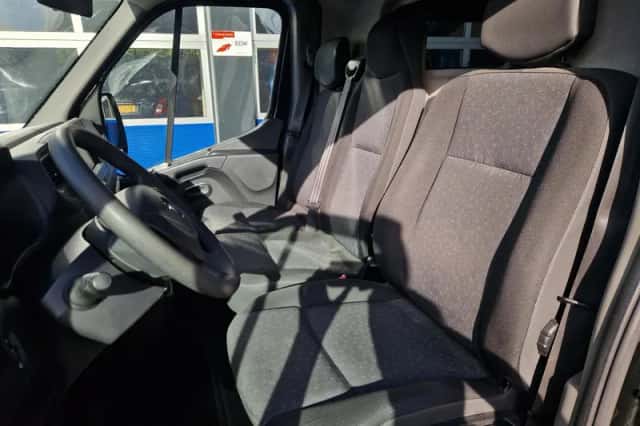 Opel Movano (2020) thumbnail 3