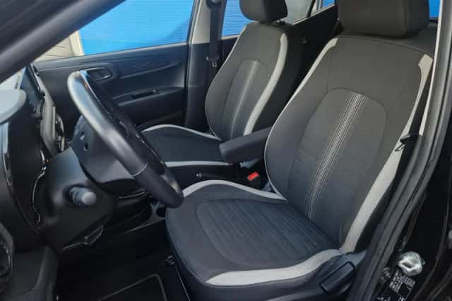 Hyundai i10 (2022) thumbnail 3