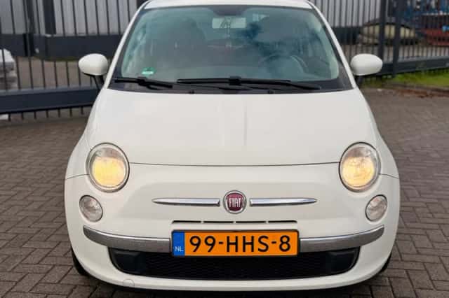 Fiat 500 (2008) thumbnail 2
