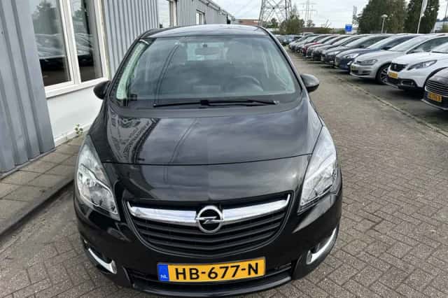 Opel Meriva (2015) thumbnail 2