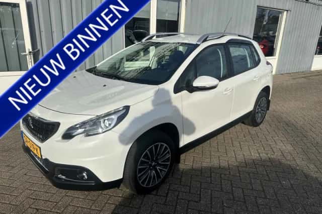 Peugeot 2008 (2018) thumbnail 1