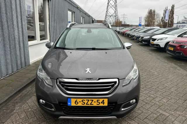 Peugeot 2008 (2014) thumbnail 2