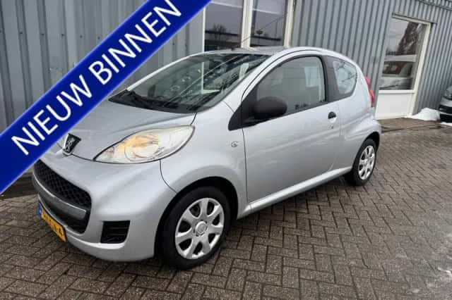 Peugeot 107 (2011) thumbnail 1