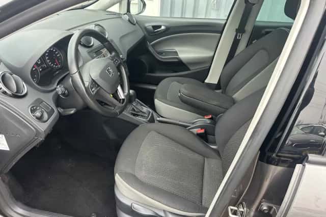 SEAT Ibiza (2016) thumbnail 4
