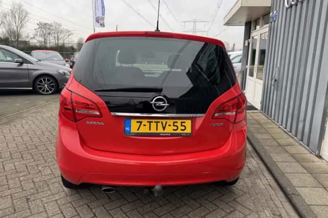 Opel Meriva (2014) thumbnail 3