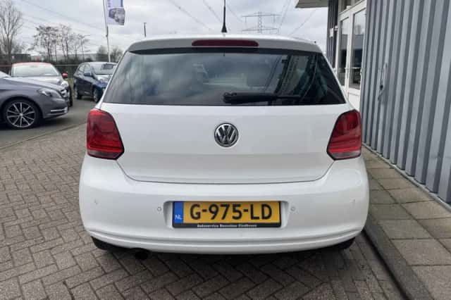 Volkswagen Polo (2012) thumbnail 5