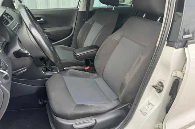 Volkswagen Polo (2012) thumbnail 6
