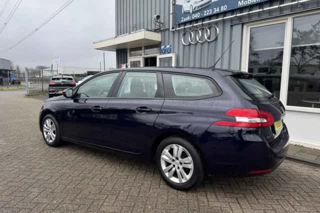 Peugeot 308 (2019) thumbnail 2